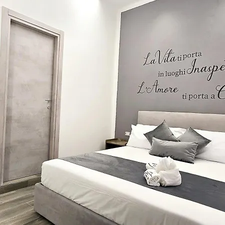 Neapoli-in Pensión 4*