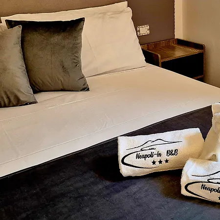 Neapoli-in Pensión Nápoles