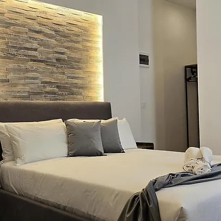 Neapoli-in 4* Napoli