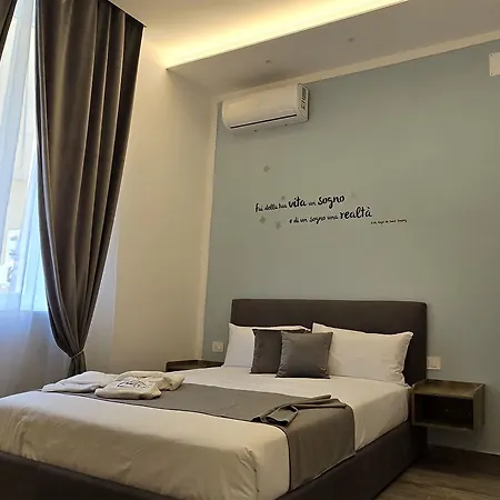 Neapoli-in 4* Napoli